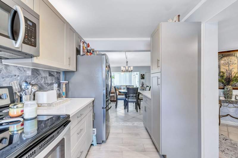 2 bedroom Condominium at 305 Congressional Way, Diplomat Square Condo, Deerfield Beach — photo 5