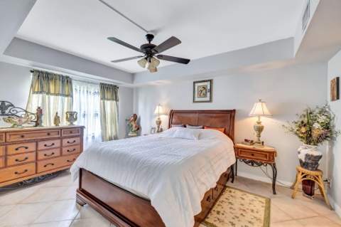 305 Congressional Way, Deerfield Beach FL - photo 14 of 27