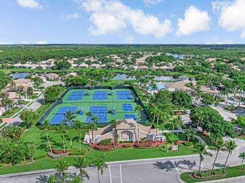 8429 Long Bay, West Palm Beach FL - photo 15 of 56