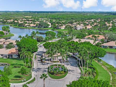 8429 Long Bay, West Palm Beach FL - photo 16 of 56