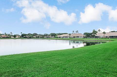 8429 Long Bay, West Palm Beach FL - photo 10 of 56