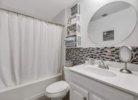 8429 Long Bay, West Palm Beach FL - photo 7 of 56