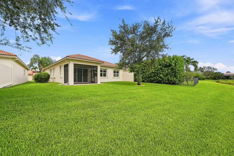2 bedroom Single Family Residence at 14820 Strand Lane, Tivoli Isles Pud, Delray Beach — photo 5