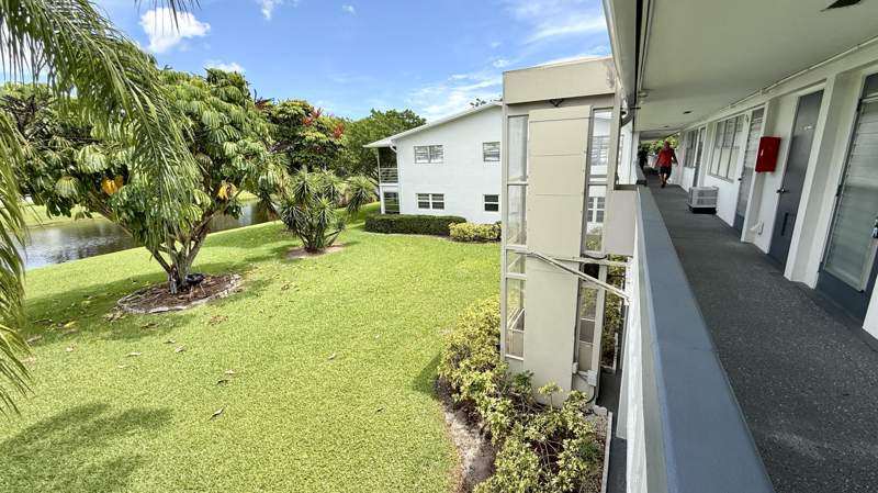 1 bedroom Condominium at 236 Prescott L, Prescott L Condo, Deerfield Beach — photo 2