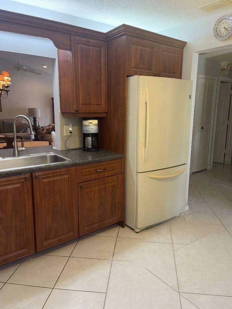 2 bedroom Villa at 23312 Barlake Drive, Lakes Of Boca Barwood 1, Boca Raton — photo 4