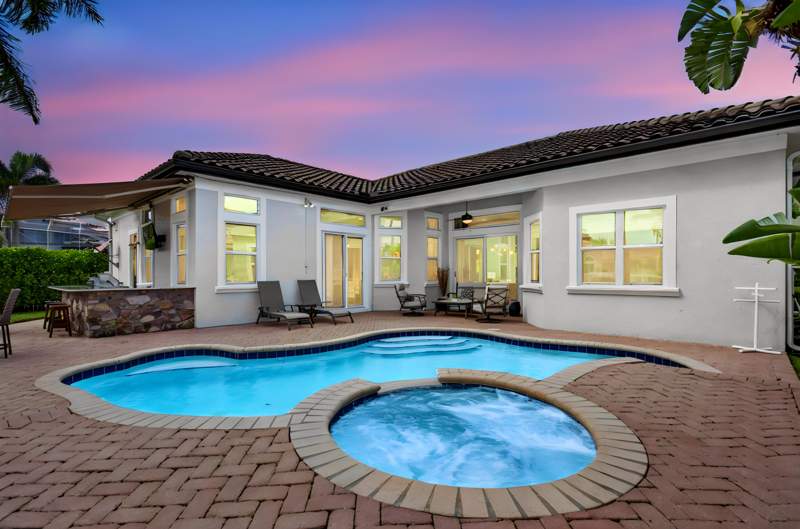 5 bedroom Single Family Residence at 4876 NW 123rd Terrace, Wyndham Lakes West, Coral Springs — photo 4