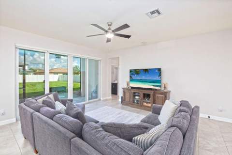 7691 NW Greenspring Street, Port St. Lucie FL - photo 13 of 74