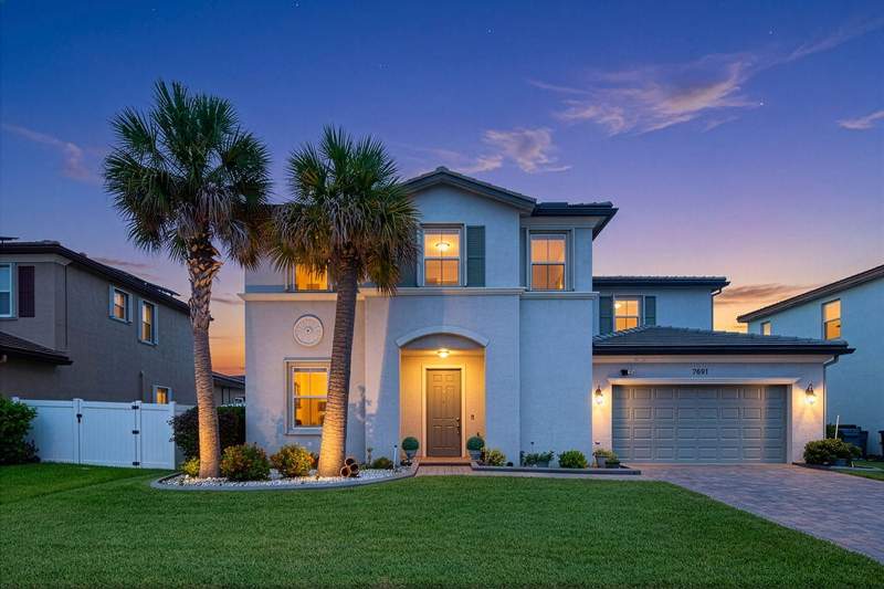 3 bedroom Single Family Residence at 7691 NW Greenspring Street, Copper Creek Plat No 2, Port St. Lucie — photo 3