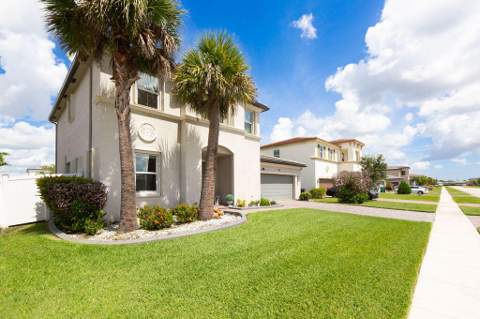 7691 NW Greenspring Street, Port St. Lucie FL - photo 6 of 74