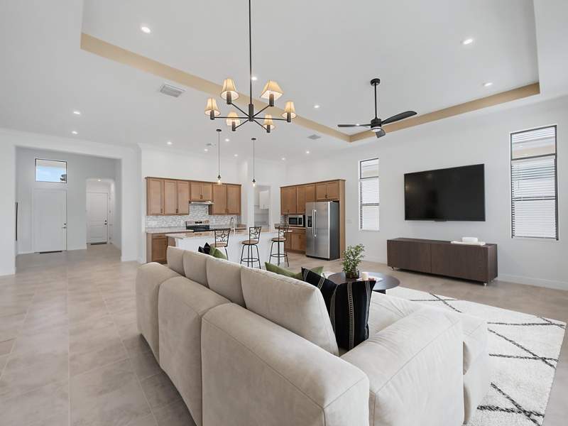 4 bedroom Single Family Residence at 8623 SW Cantante Way, Verano South Pud 1 - Pod D, Port St. Lucie — photo 5