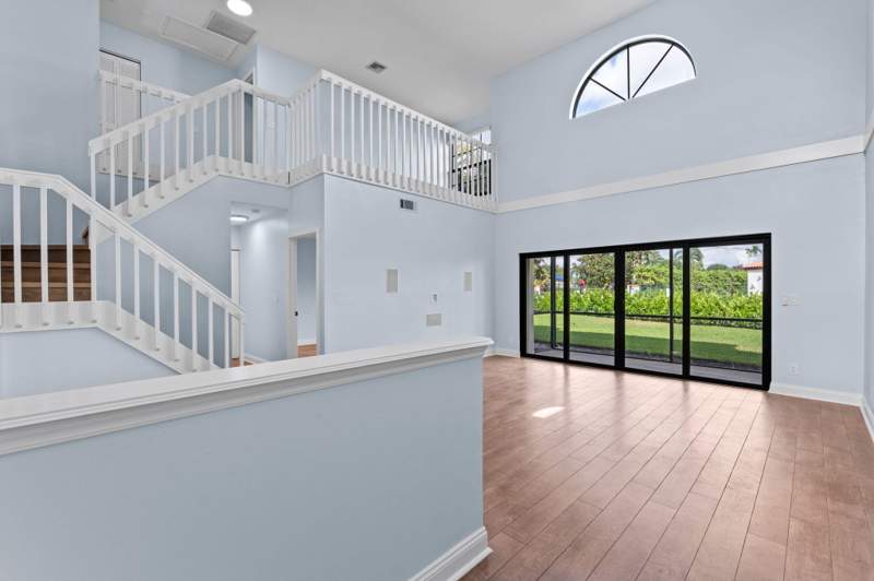 3 bedroom Townhouse at 13538 Fountain View Boulevard, Wellington Of Wellington, Wellington — photo 4