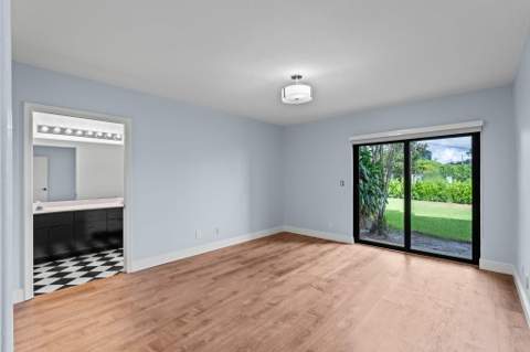 13538 Fountain View Boulevard, Wellington FL - photo 15 of 46