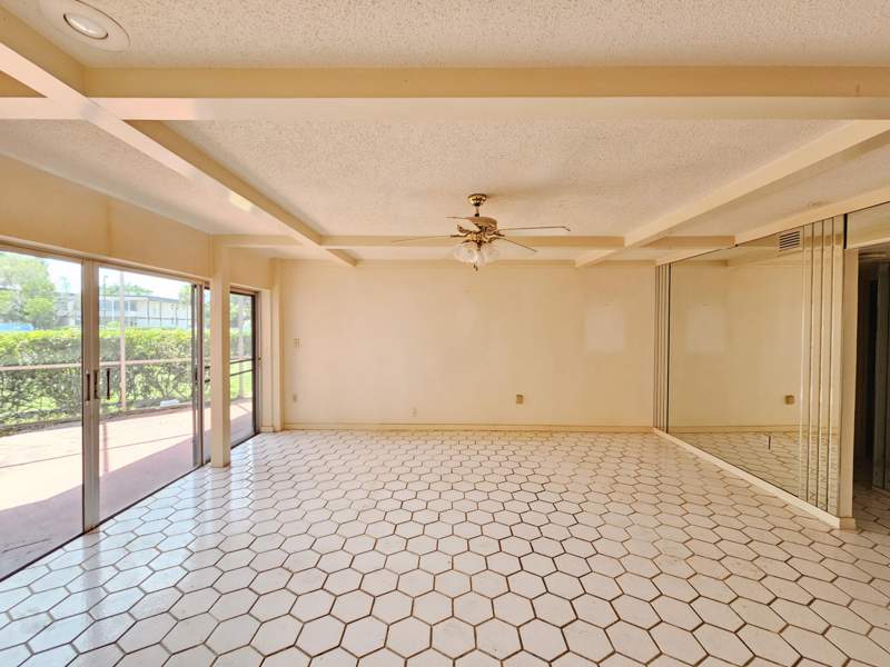 2 bedroom Condominium at 6 Greenway Village #105, Greenway Village North, Royal Palm Beach — photo 5