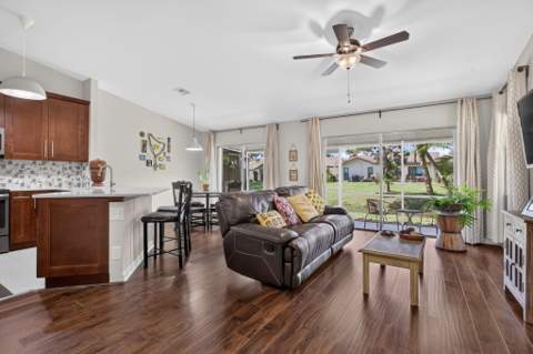 2007 Discovery Circle, Deerfield Beach FL - photo 7 of 28
