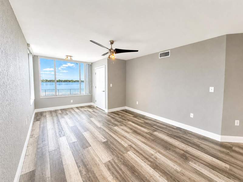 2 bedroom Condominium at 2831 N Oakland Forest Drive #101, Lakeview Club Condo, Oakland Park — photo 2