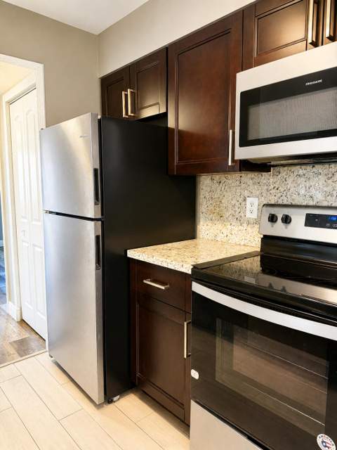 2831 N Oakland Forest Drive #101, Oakland Park FL - photo 21 of 27