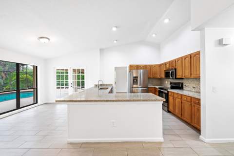14358 Blackberry Drive, Wellington FL - photo 10 of 68