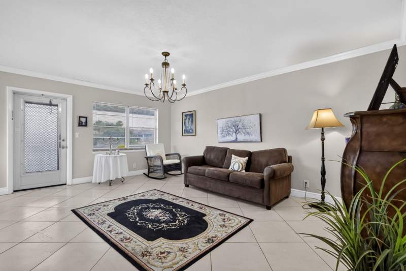 2 bedroom Condominium at 181 Coventry H, Coventry Condo, West Palm Beach — photo 3