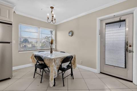 181 Coventry H, West Palm Beach FL - photo 6 of 33
