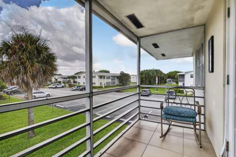 181 Coventry H, West Palm Beach FL - photo 13 of 33