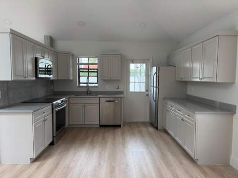 13479 Fountain View Boulevard, Wellington FL - photo 8 of 24
