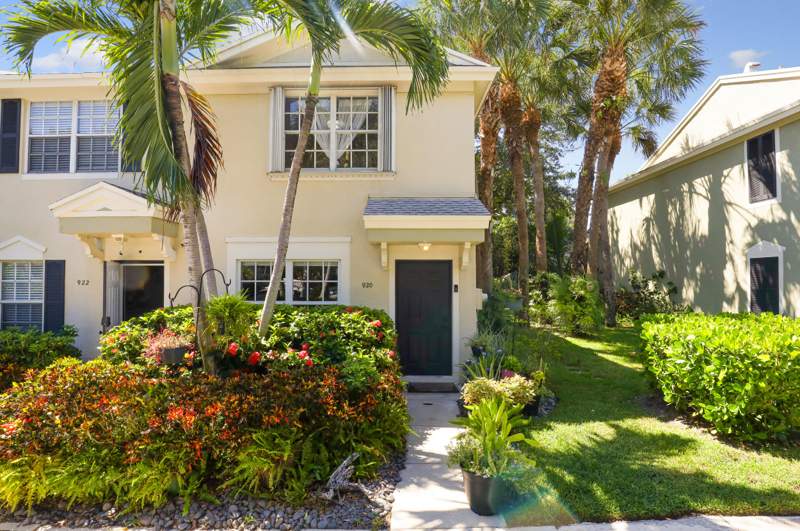 2 bedroom Townhouse at 920 Kokomo Key Lane, Kokomo Key, Delray Beach — photo 3