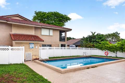 3037 Coral Ridge Drive #Unit 3037, Coral Springs FL - photo 6 of 20