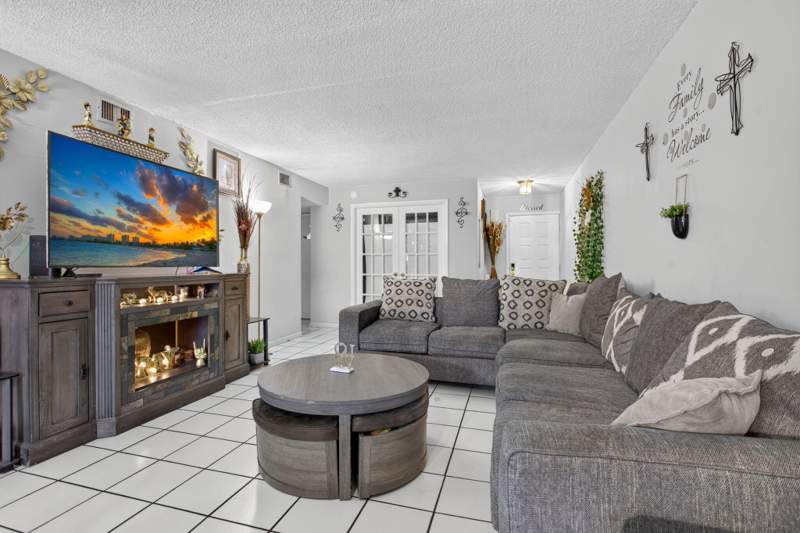 3 bedroom Condominium at 3037 Coral Ridge Drive #Unit 3037, Ridge Grove Gardens Condo, Coral Springs — photo 3