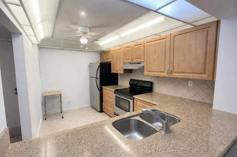 2 bedroom Condominium at 1 Royal Palm Way #3050, Boca Bayou Condo, Boca Raton — photo 4