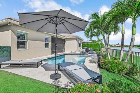 2318 Bellarosa Circle, Royal Palm Beach FL - photo 6 of 67