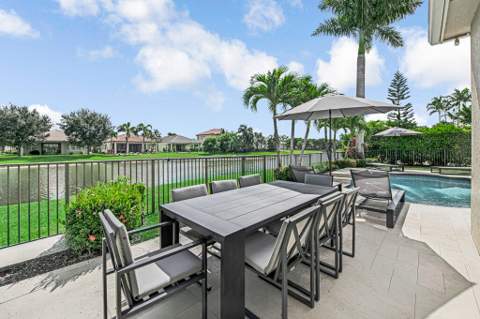 2318 Bellarosa Circle, Royal Palm Beach FL - photo 9 of 67