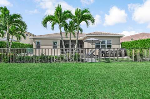 2318 Bellarosa Circle, Royal Palm Beach FL - photo 10 of 67