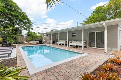 1621 NE 1st Avenue, Pompano Beach FL - photo 20 of 30