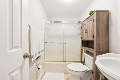1424 Holly Heights Drive #1, Fort Lauderdale FL - photo 14 of 22