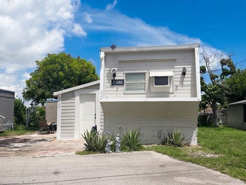 2 bedroom Mobile Home at 11411 SE Federal Highway #55, Hobe Village Mobile Home Park, Hobe Sound — photo 5