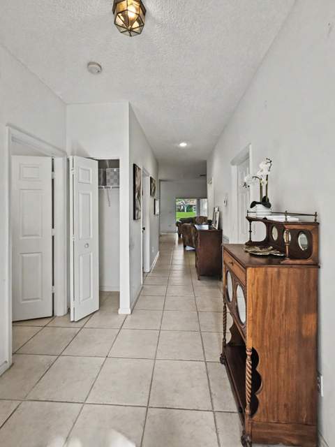 10788 Fillmore Drive, Boynton Beach FL - photo 8 of 64