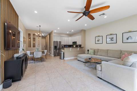 1323 NE 5th Terrace #1323, Fort Lauderdale FL - photo 9 of 58