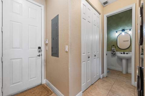 1323 NE 5th Terrace #1323, Fort Lauderdale FL - photo 20 of 58