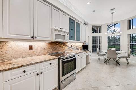 8225 La Jolla Vista Lane, Lake Worth FL - photo 19 of 70