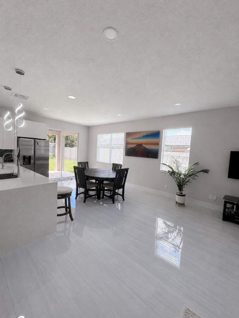 3 bedroom Single Family Residence at 792 SW Nichols Terrace, Port St Lucie Section 12, Port St. Lucie — photo 3