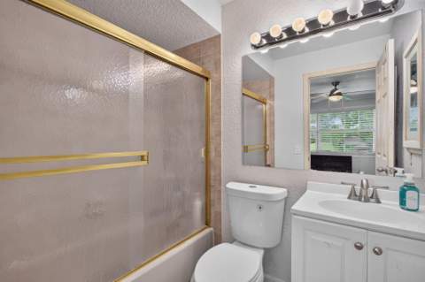 7516 NW 88th Terrace, Tamarac FL - photo 17 of 32