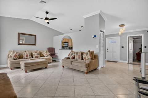7516 NW 88th Terrace, Tamarac FL - photo 10 of 32