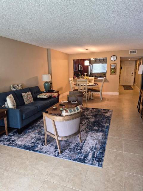 5574 Witney Drive #206, Delray Beach FL - photo 6 of 37