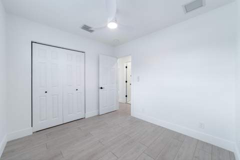 6335 Southgate Boulevard, Margate FL - photo 12 of 39