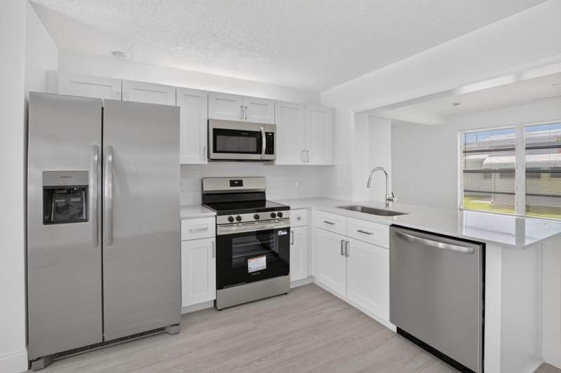 3 bedroom Single Family Residence at 2080 SW 13th Way, Palm Beach Leisureville Sec 8, Boynton Beach — photo 5