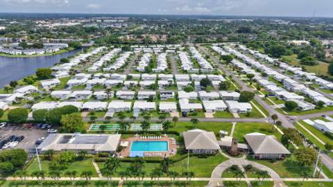 2080 SW 13th Way, Boynton Beach FL - photo 24 of 39