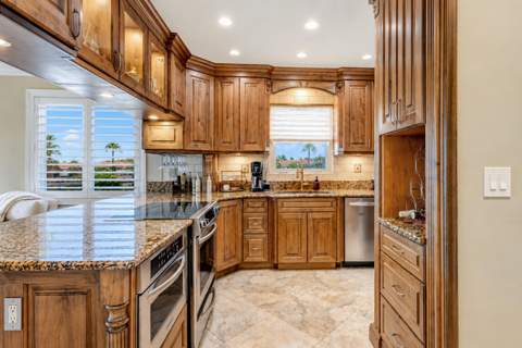 326 Northlake Drive #201, North Palm Beach FL - photo 6 of 28
