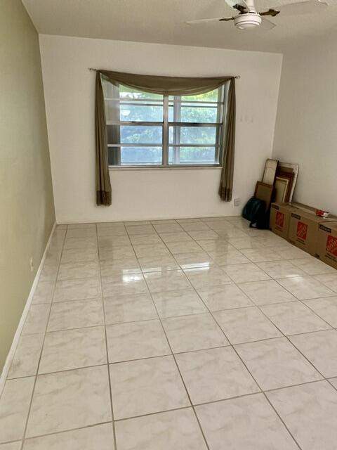 120 Lake Meryl Drive #220, West Palm Beach FL - photo 6 of 23