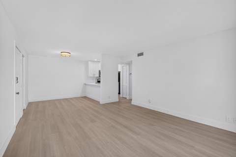 3404 Gardens E Drive #21B, Palm Beach Gardens FL - photo 10 of 35