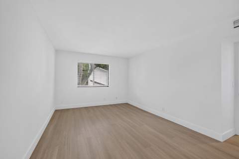 3404 Gardens E Drive #21B, Palm Beach Gardens FL - photo 14 of 35